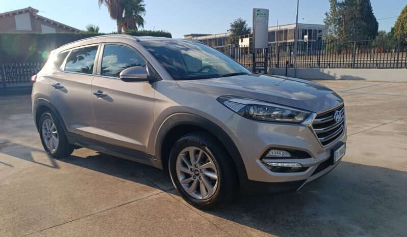 Hyundai Tucson 1.7 CRDi XPossible pieno