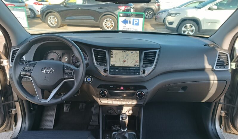 Hyundai Tucson 1.7 CRDi XPossible pieno