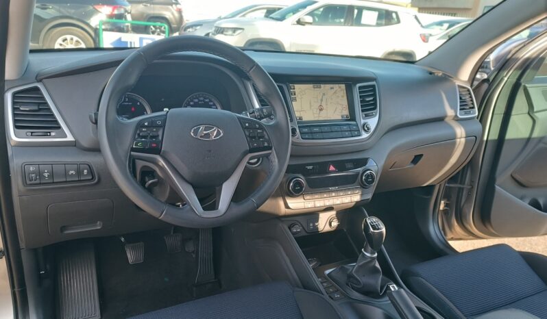 Hyundai Tucson 1.7 CRDi XPossible pieno