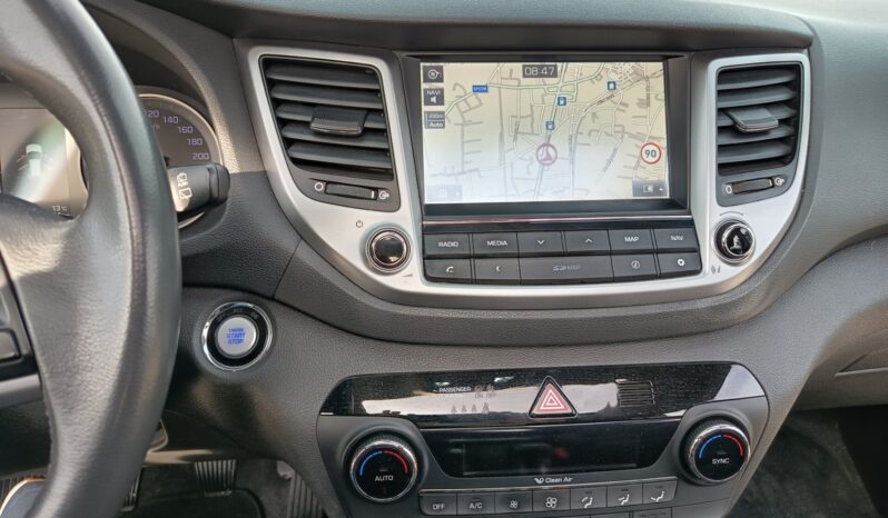 Hyundai Tucson 1.7 CRDi XPossible pieno