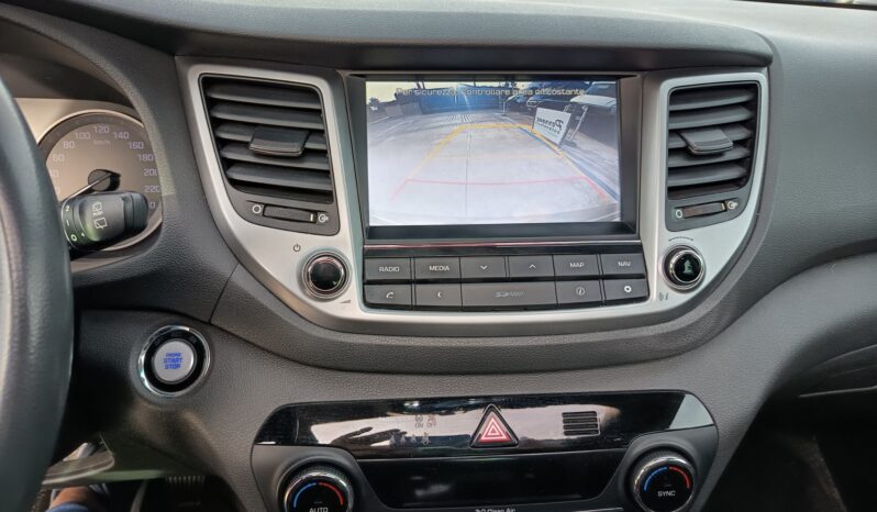 Hyundai Tucson 1.7 CRDi XPossible pieno