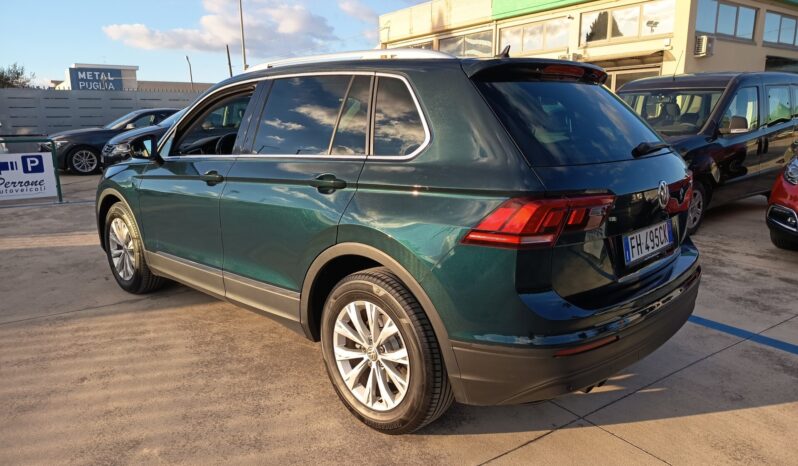 Volkswagen Tiguan 1.6 TDI SCR Business BlueMotion Technology pieno