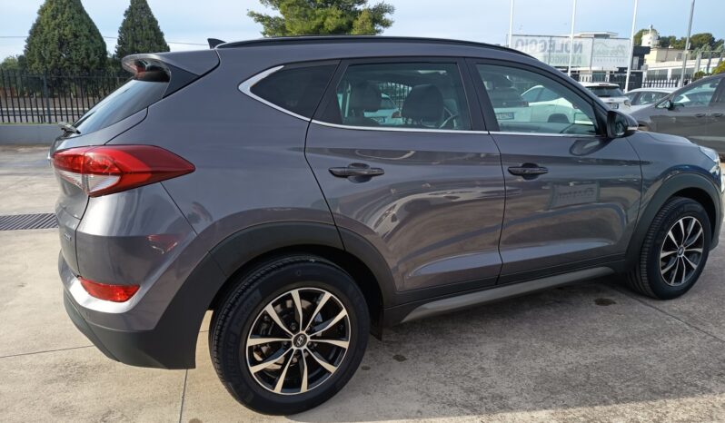 Hyundai Tucson 1.7 CRDi XPossible pieno