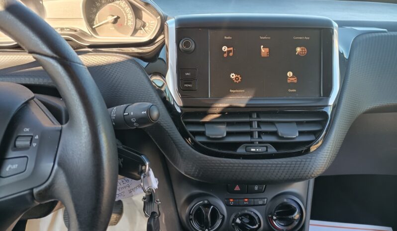 Peugeot 2008 BlueHDi 100 Active pieno