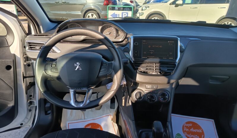 Peugeot 2008 BlueHDi 100 Active pieno