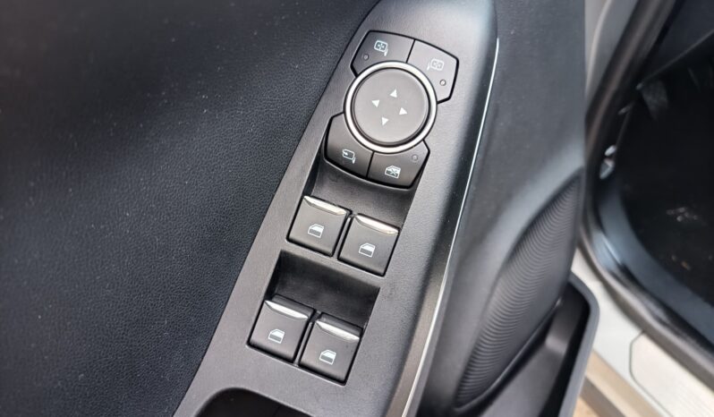 Ford Puma 1.0 EcoBoost Hybrid 125 CV S&S Titanium pieno