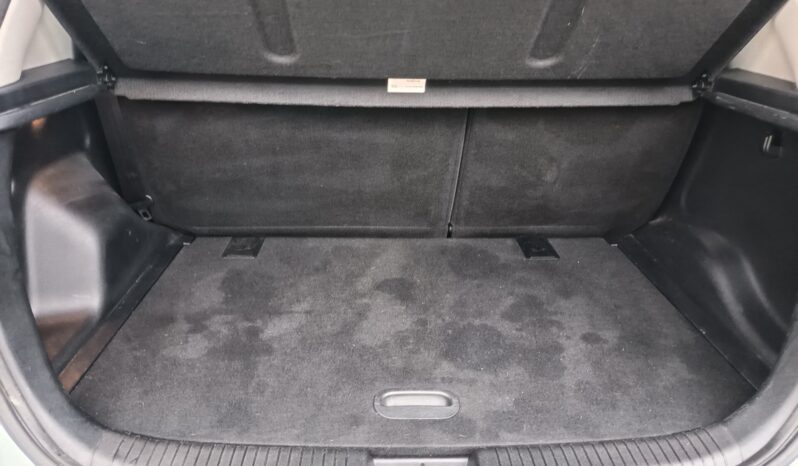 Kia Venga 1.4 benzina Active pieno