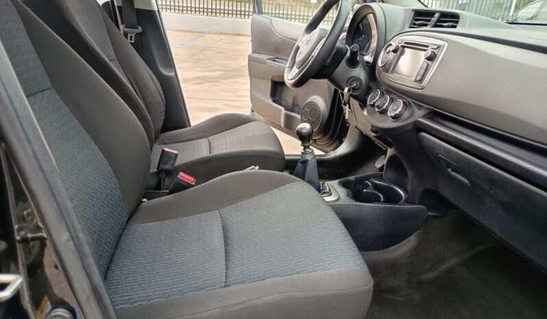 Toyota Yaris 1.4 D-4D 5 porte Lounge pieno