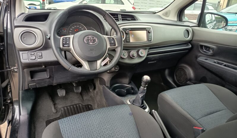 Toyota Yaris 1.4 D-4D 5 porte Lounge pieno