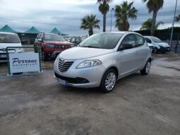 Lancia Ypsilon 1.2 69 CV 5 porte S&S Silver