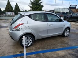 Lancia Ypsilon 1.2 69 CV 5 porte S&S Silver