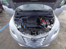 Lancia Ypsilon 1.2 69 CV 5 porte S&S Silver pieno