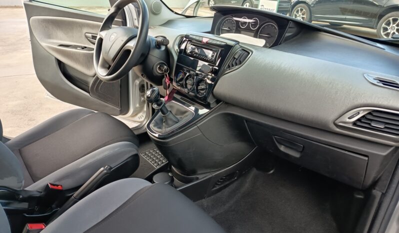 Lancia Ypsilon 1.2 69 CV 5 porte S&S Silver pieno