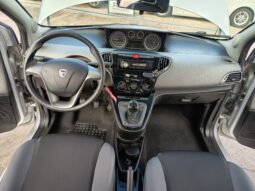 Lancia Ypsilon 1.2 69 CV 5 porte S&S Silver pieno