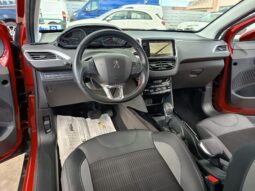 Peugeot 2008 BlueHDi 120 EAT6 S&S Allure pieno