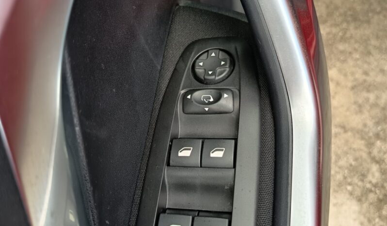 Peugeot 2008 BlueHDi 120 EAT6 S&S Allure pieno