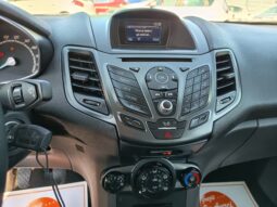 Ford Fiesta 1.5 TDCi 75CV 5 porte Business pieno