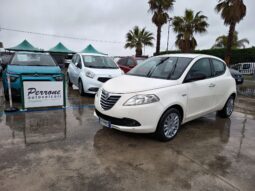 Lancia Ypsilon 1.2 69 CV 5 porte Elefantino