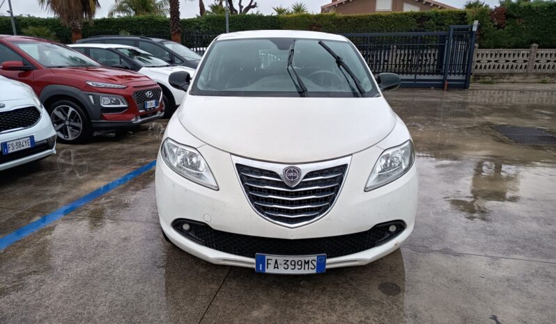 Lancia Ypsilon 1.2 69 CV 5 porte Elefantino pieno