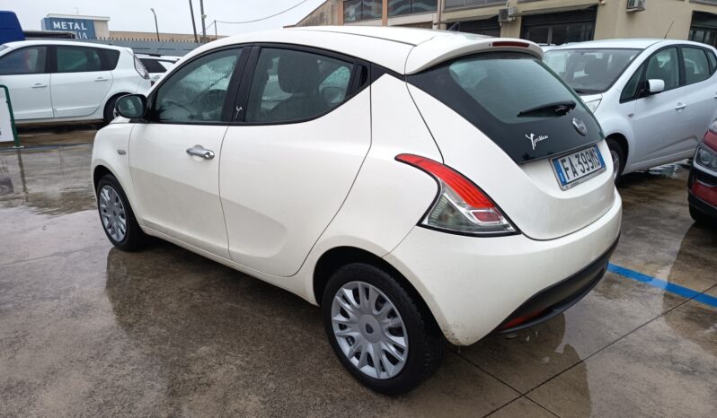 Lancia Ypsilon 1.2 69 CV 5 porte Elefantino pieno