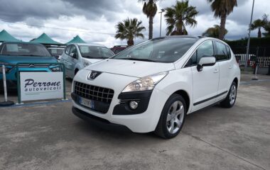 Peugeot 3008 1.6 HDi 115CV Business