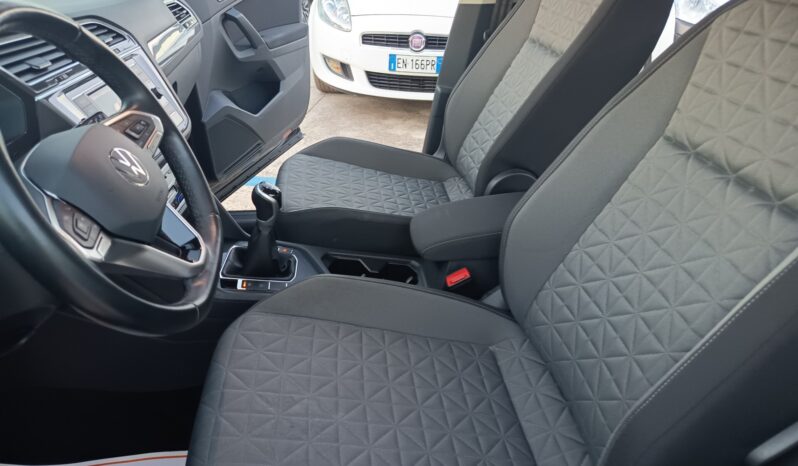 Volkswagen Tiguan 2.0 TDI SCR Life pieno