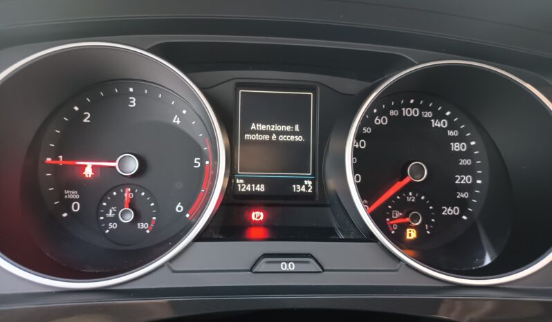 Volkswagen Tiguan 2.0 TDI SCR Life pieno