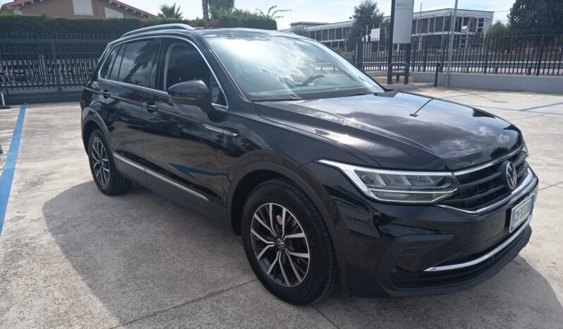 Volkswagen Tiguan 2.0 TDI 150 CV SCR DSG Life pieno