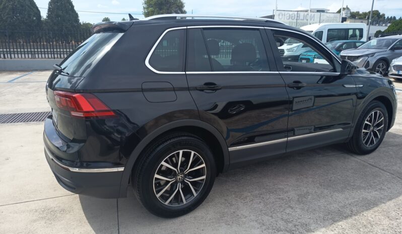 Volkswagen Tiguan 2.0 TDI 150 CV SCR DSG Life pieno