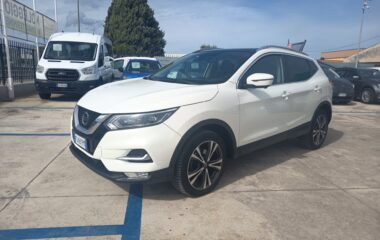 Nissan Qashqai 1.5 dCi N-Connecta